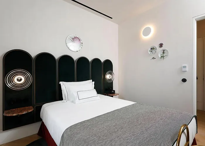 Отель Montebelo Vista Alegre Chiado 5*